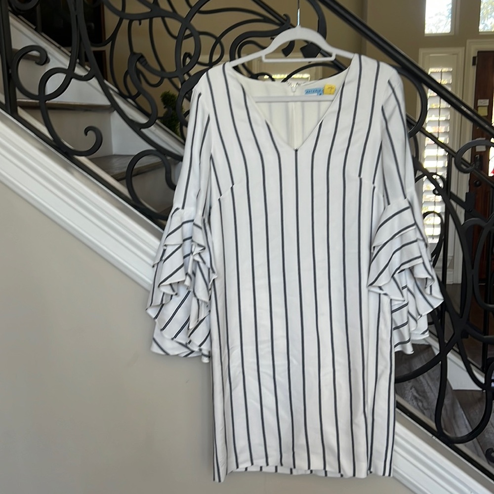 Antonio Melani V-Neck White /Navy Dress